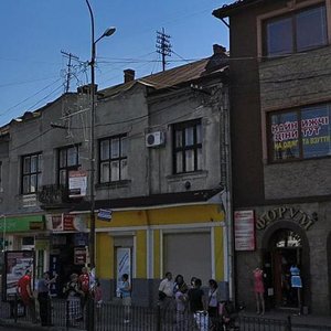 Мукачево, Улица Мира, 10: фото