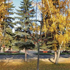 Oktyabrskaya Square, 1 ، : صورة