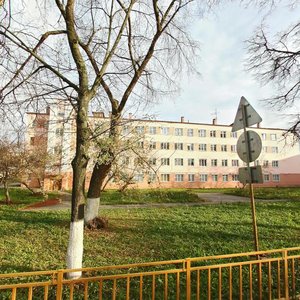Molodyozhniy Avenue, 10, : foto