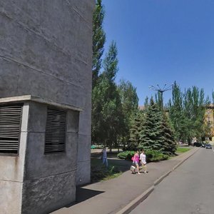 Кривой Рог, Улица Героев АТО, 35: фото