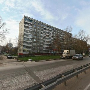Krasnodontsev Street, 13, : foto