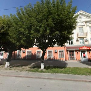 Тюмень, Улица Орджоникидзе, 52: фото