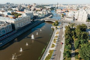 Kadashyovskaya Embankment, 6/1/2с1 ، موسكو: صورة