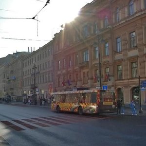 Nevskiy Avenue, 49/2, Saint Petersburg: photo