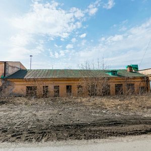 Stroiteley Street, 27, Yekaterinburg: photo