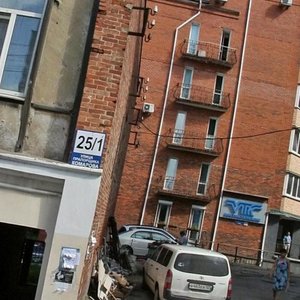Praporshchika Komarova Street, 27 ، فلاديفوستوك: صورة