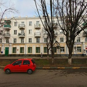 Нижний Новгород, Улица Адмирала Нахимова, 14: фото