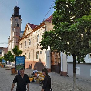 Vulytsia Avhustyna Voloshyna, 11, Uzhhorod: photo