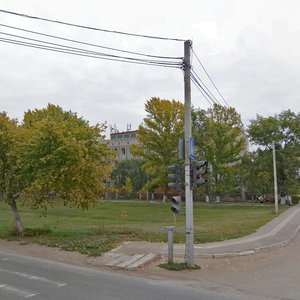 Volzhskiy prospekt, 61, Engels: photo