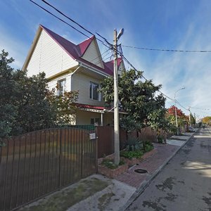 Краснодарский край, Улица Крамского, 16: фото