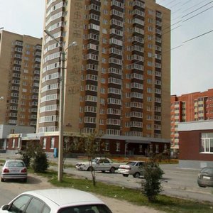 Gazovikov Street, 51, Tyumen: photo