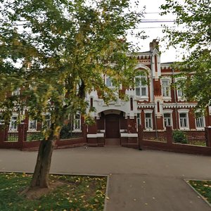 Svobody Street, 76, Kirov: photo