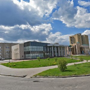 Старый Оскол, Микрорайон Макаренко, 4Г: фото