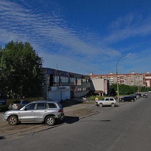 Geroev Rybachyego Street, 1, Murmansk: photo