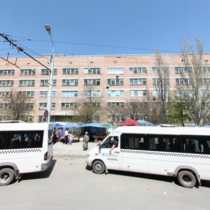 Ulitsa 1-y Konnoy Armii, 33, : foto