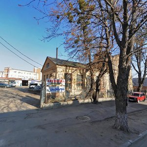 Умань, Улица Горького, 6: фото