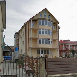 Краснодарский край, Кленовая улица, 13: фото