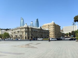 Баку, Проспект Нефтчилер, 70: фото