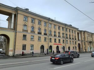 Sredneokhtinskiy Avenue, 12, Saint Petersburg: photo