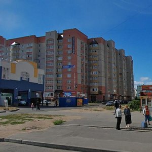 Череповец, Октябрьский проспект, 51: фото