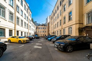 Suvorovskiy Avenue, 33, Saint Petersburg: photo