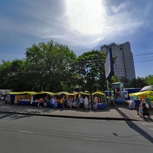 Moskva, Snezhnaya Street, 18: foto