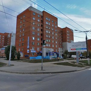 Mira Avenue, 72, : foto