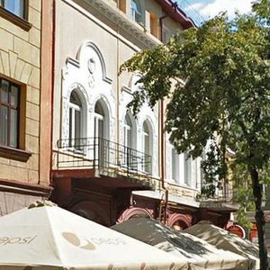 Тернополь, Улица Кардинала Слипого, 5: фото