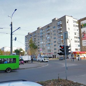Vsikhsviatska vulytsia, 2 ، : صورة