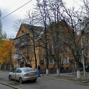 John McCain Street, 12, : foto