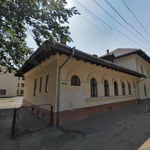 Holovna vulytsia, 131, Chernivtsi: photo