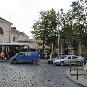 Holovna vulytsia, 18, Chernivtsi: photo