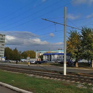 Khimikov Avenue, 98, Nizhnekamsk: photo