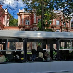 St. Petersburg Avenue, 27, Peterhof: photo