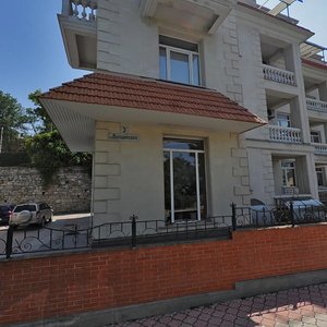 Volodarskogo Street, 3, Sevastopol: photo