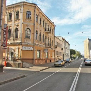 Valadarskaga Street, 10, Minsk: photo