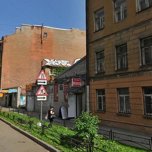 Lakhtinskaya Street, 23, Saint Petersburg: photo