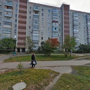 Чернигов, Улица Защитников Украины, 16: фото