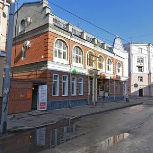 Parizhskoy Kommuny Street, 6, Kazan: photo