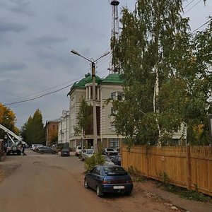 Uritskogo Street, 40, Kirov: photo