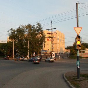 Kosmonavtov Highway, 61Б, Perm: photo