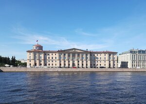 Arsenalnaya Embankment, 13/1, : foto