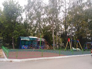 Oktyabrya Avenue, 28, : foto