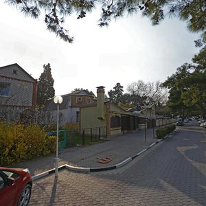 Revoliutsionnaia Street, 19, Gelendgik: photo