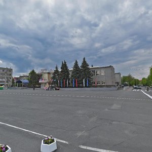 Губкин, Улица Мира, 18: фото