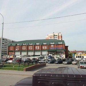 Druzhby Street, 165А, Tyumen: photo