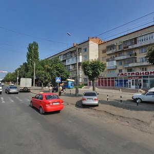 Черновцы, Улица Комарова, 13Б: фото