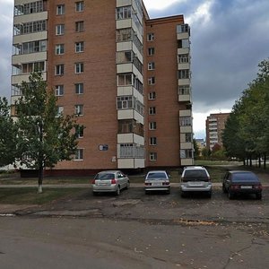 Gagarina Street, 28, Nizhnekamsk: photo