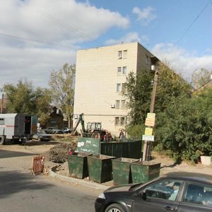 Астрахань, Улица Ботвина, 6: фото