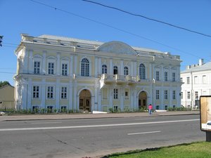 Universitetskaya Embankment, 13, Saint Petersburg: photo